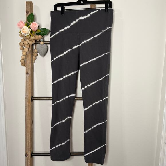 Aerie Gray White Stripe Leggings‎ Size Large - Picture 1 of 9